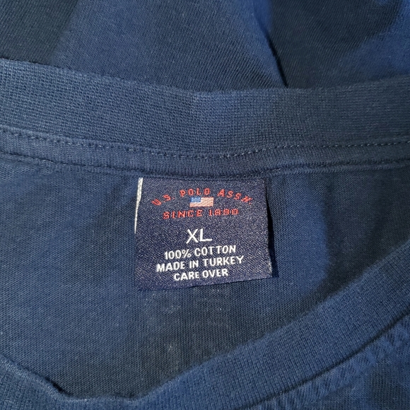 U.S. Polo Assn. Xl tshirt.  Navy blue. - Picture 5 of 9